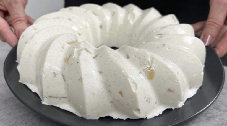 Бесподобный десерт всего за 7 минут из 3-х ингредиентов. Без муки, сахара и выпечки