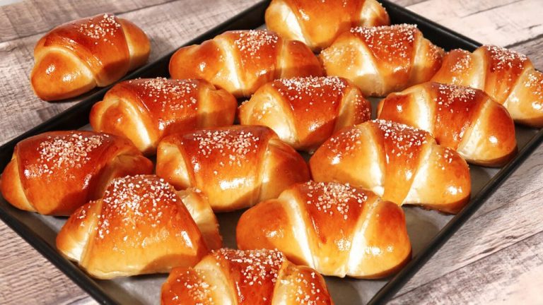 Нежные и мягкие как пух рогалики: бесподобно вкусные