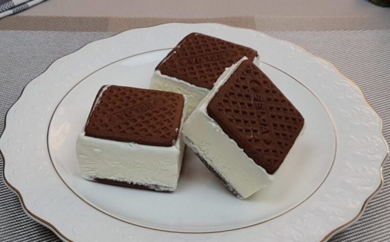 Домашнее мороженое . Я в восторге от этого лакомства