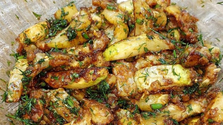 В сезон кабачков часто готовлю их по этому рецепту и по многу. Очень просто, но как вкусно