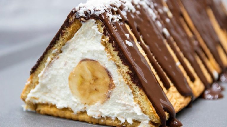 Десерт, который покорил меня с первого кусочка: у плиты стоять не нужно и готовится за 10 минут