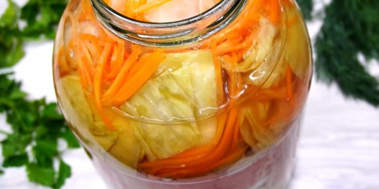 Капусту заливаю горячей водой и так хранится до весны, даже в шкафу. Кто пробовал, делает так же