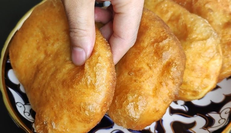 Пирожки «Привокзальные». Сама продавщица пирожков поделилась с этим рецептом!