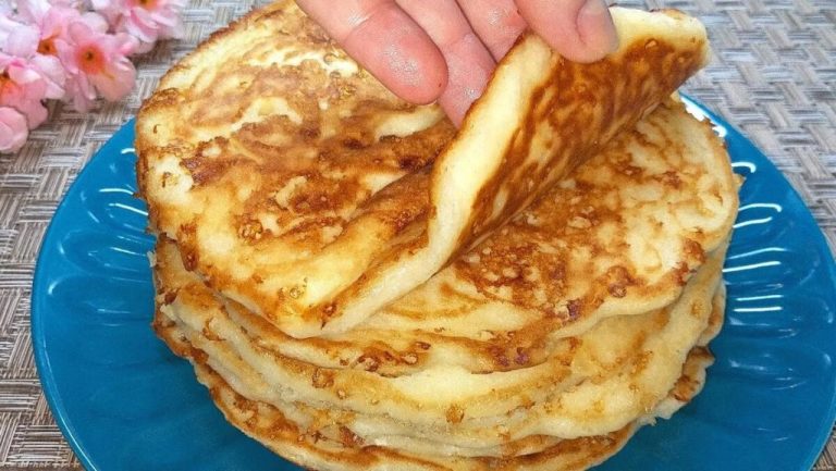 Ленивые хачапури на кефире за 10 минут + выпечка. Проще не бывает. Вкуснейший завтрак на сковороде.